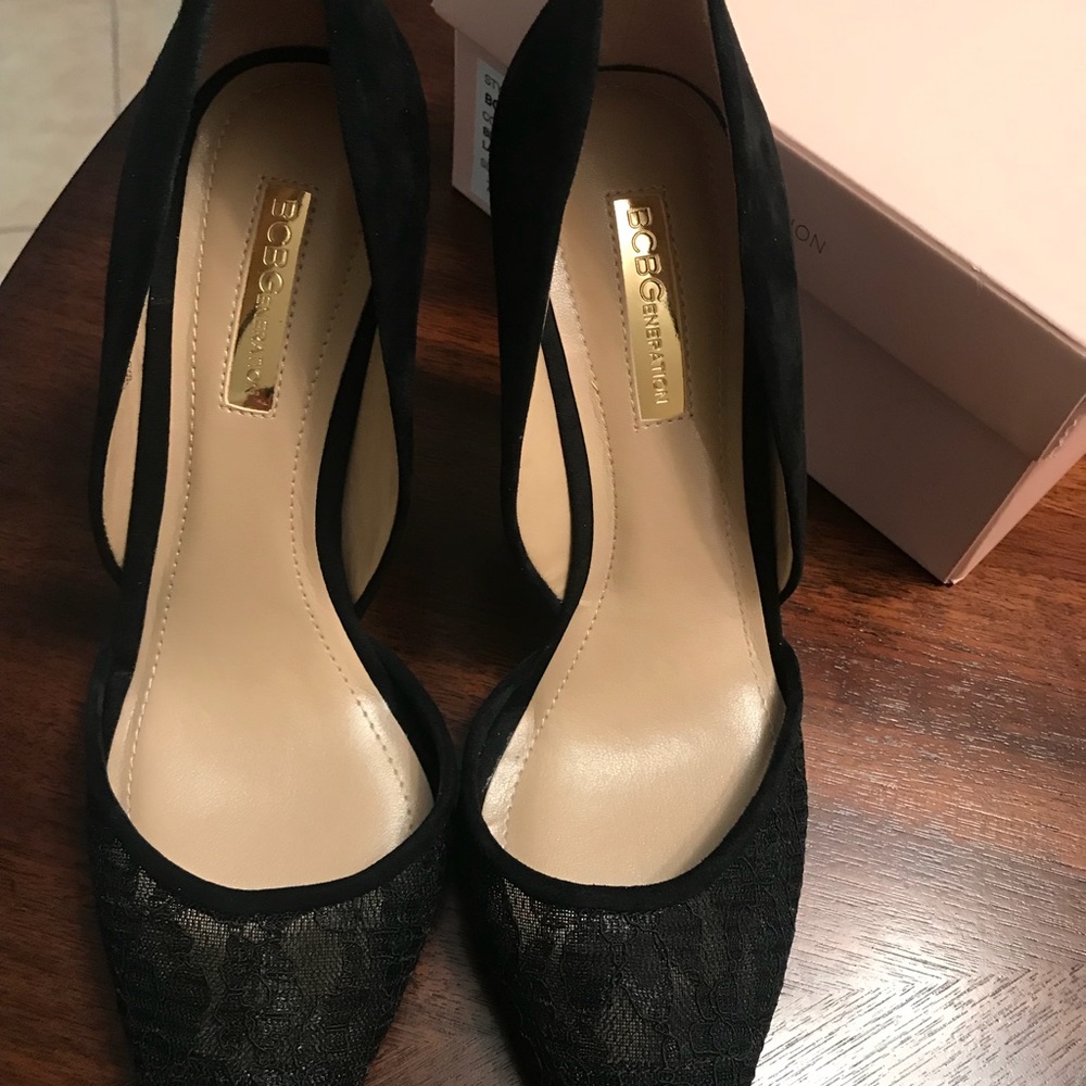 Heels - Picture 3 of 4